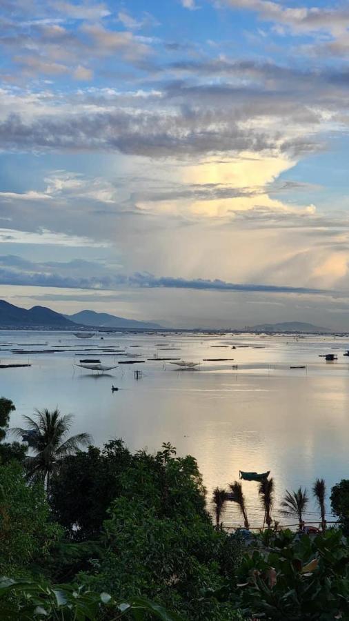 Thanh Nhi Homestay Cam Ranh Exterior photo