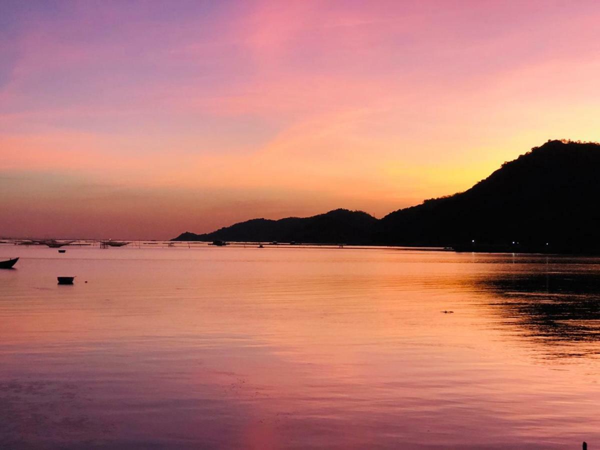 Thanh Nhi Homestay Cam Ranh Exterior photo