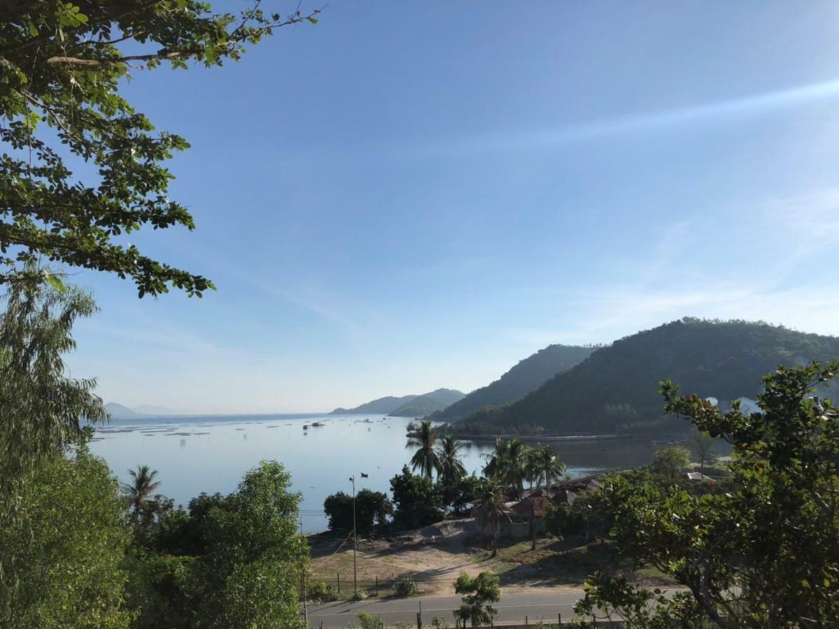 Thanh Nhi Homestay Cam Ranh Exterior photo
